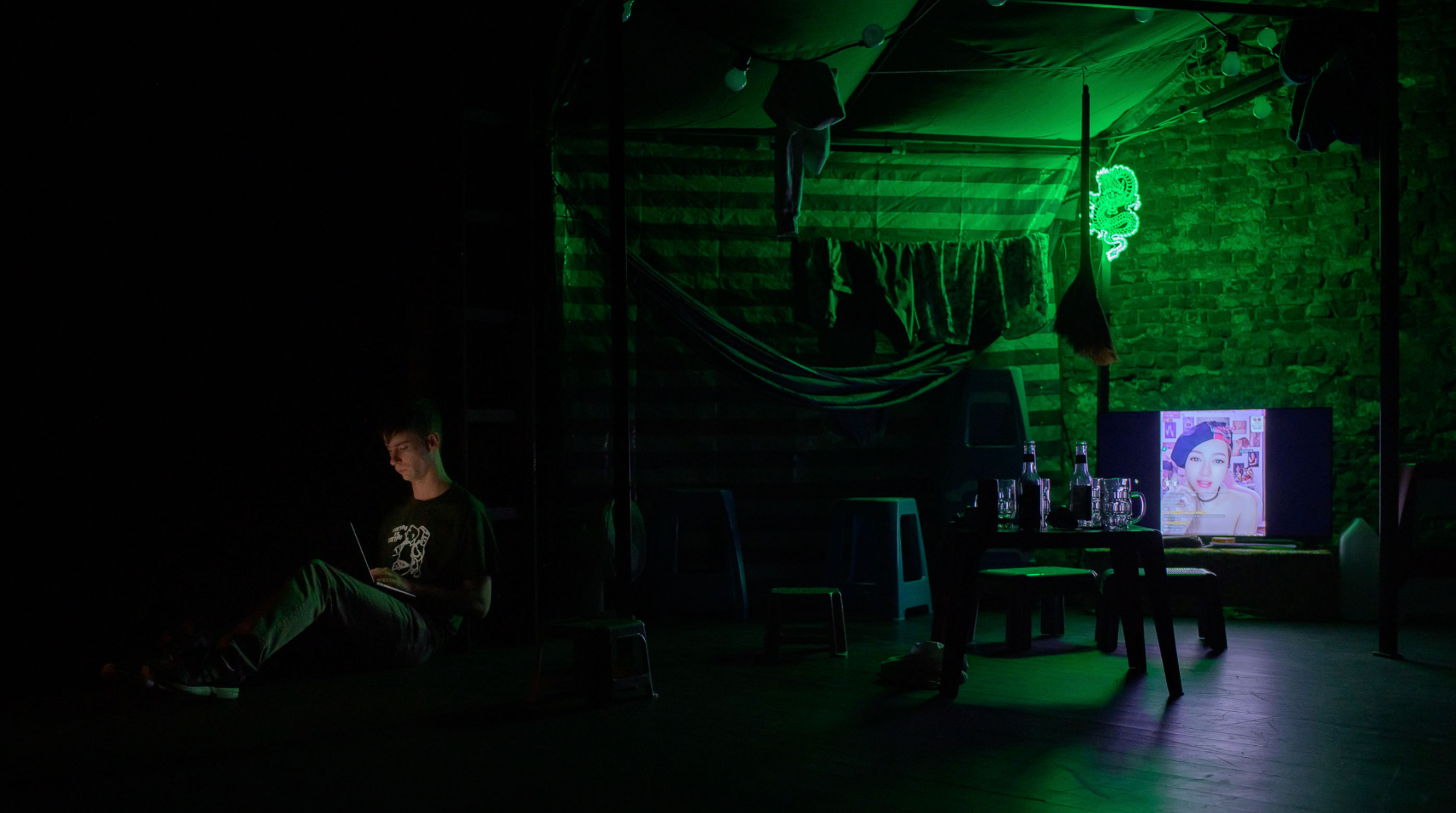 Photographie de plateau de Tombe la neige sur Saigon