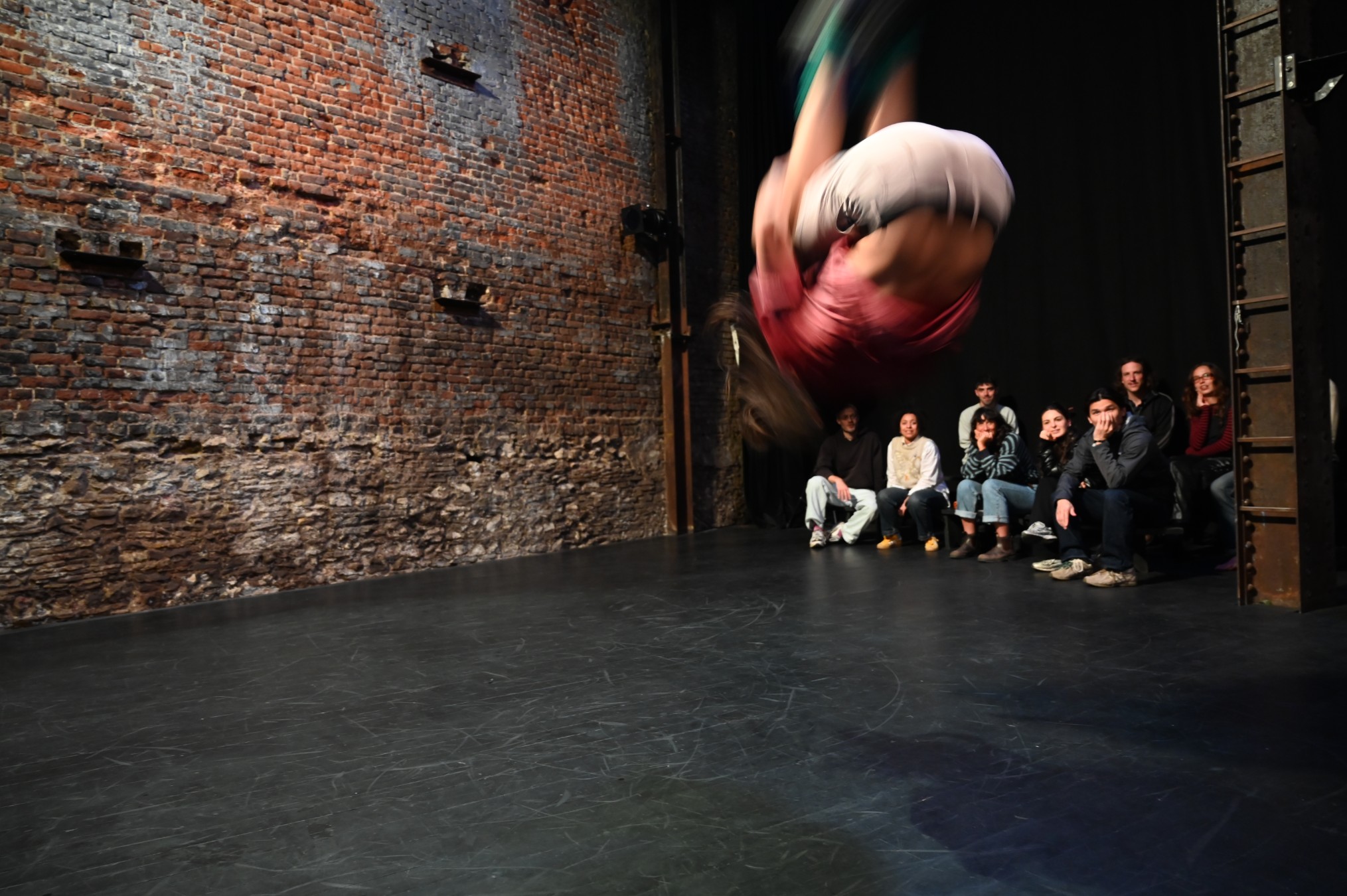 Danse Invasion - Poetic Punkers. Crédit photo : Margot Briand
