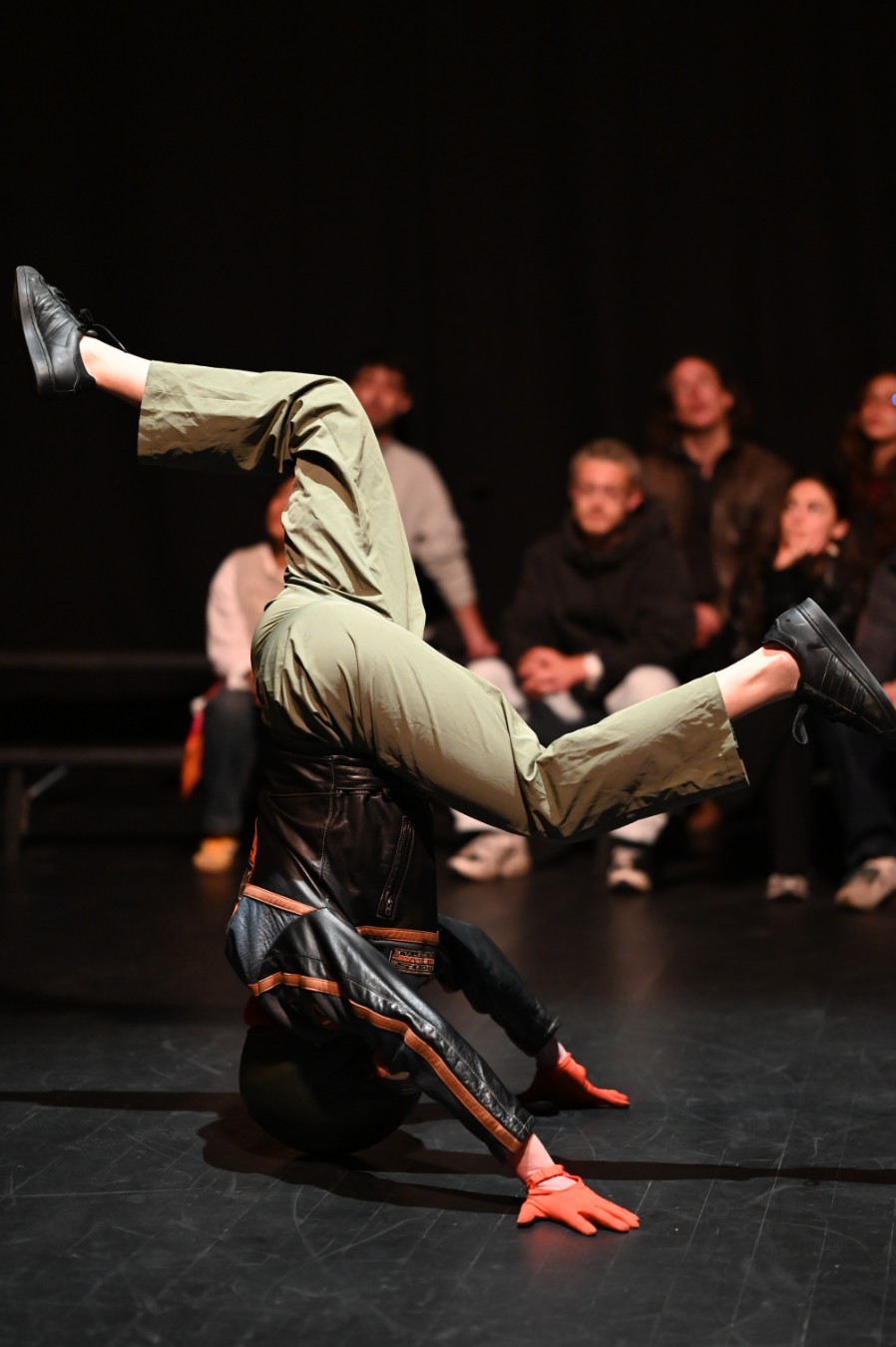 Danse Invasion - Poetic Punkers. Crédit photo : Margot Briand